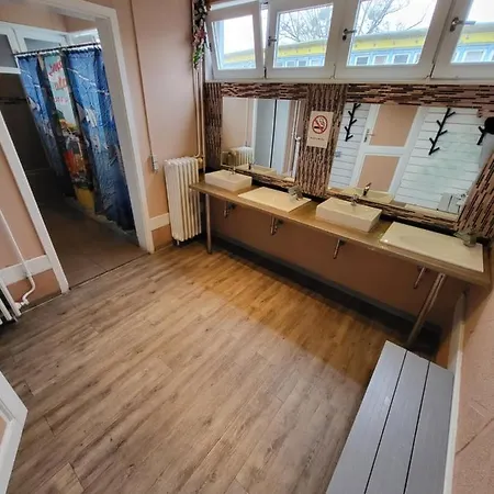 酒店 柏林轻松酒店 *